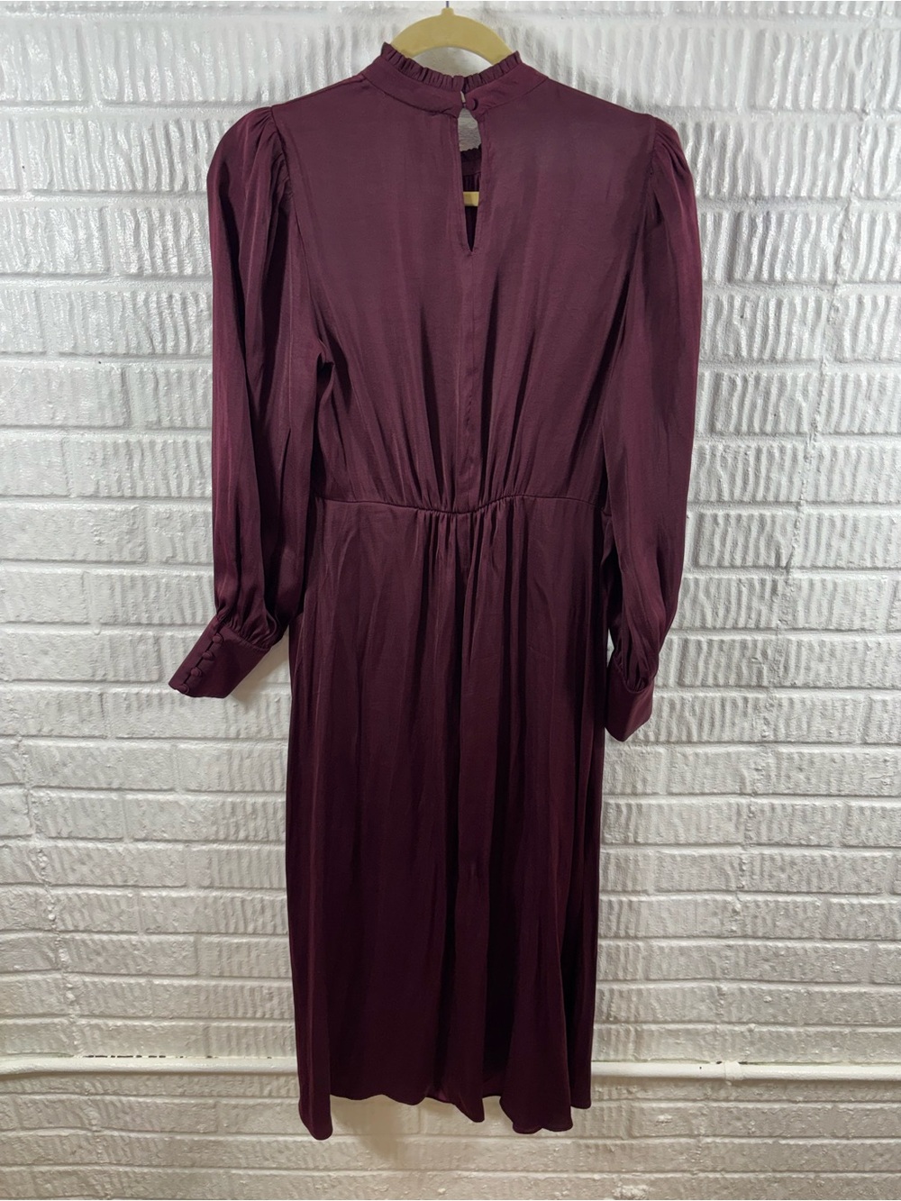 Hatch Maternity The Robin Dress Wine Burgundy Satin Midi Ruffle Neck Size 1 - Picture 4 of 5